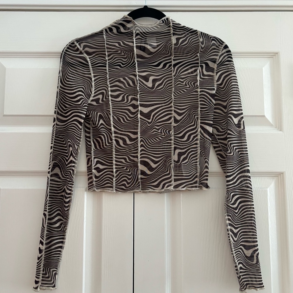 H&M Black and White Wave Zebra Pattern Mesh Crop Top - Long Sleeve